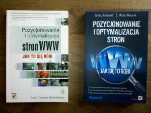 po lewej okładka wydania I, po prawej wydania III po lewej okładka wydania I, po prawej wydania III